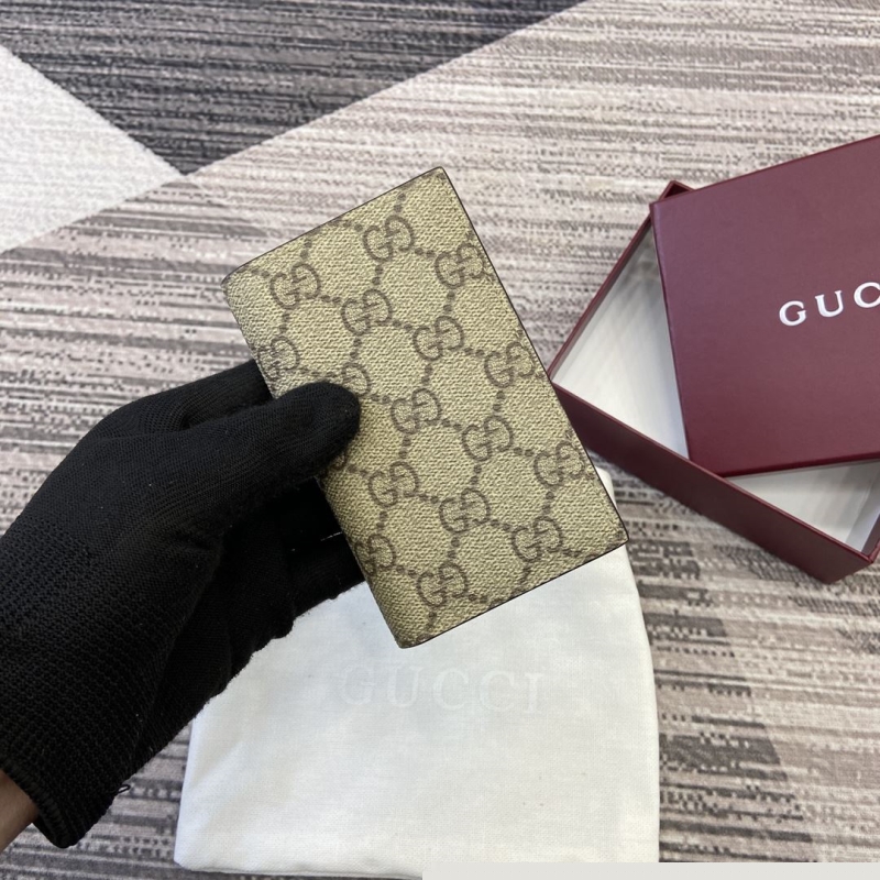 G*u*i wallets & purse
